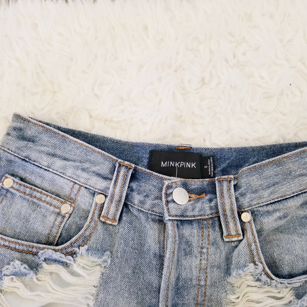 Minkpink shorts - Picture 2 of 5